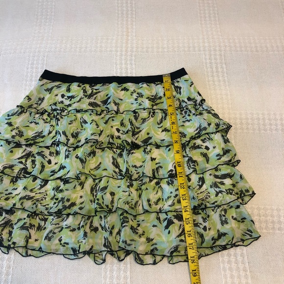 Beautiful Summer Skirt! - Picture 3 of 9